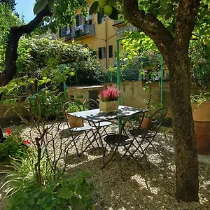  Apartment Villino La Rosa Antica